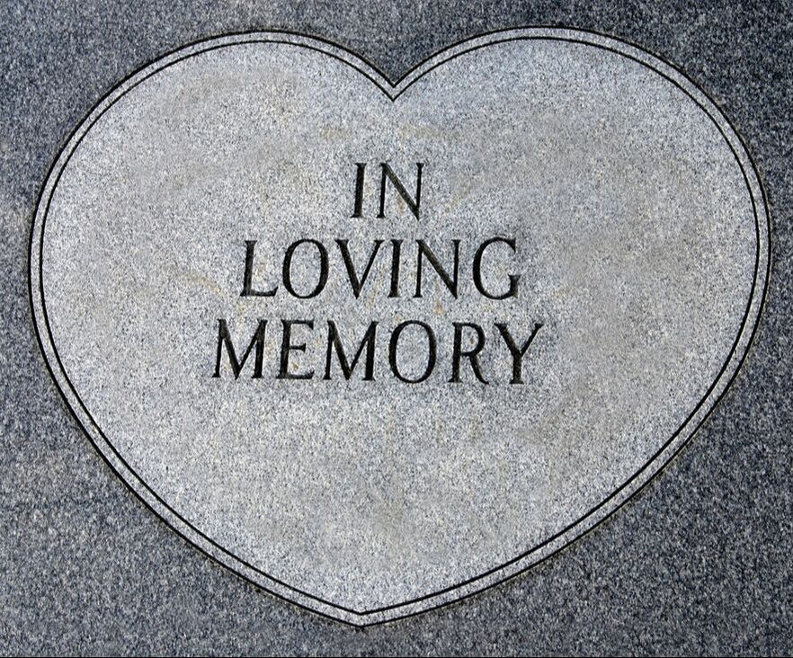 In Loving Memory heart-shaped headstone in granite Picture